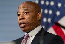 Oficialnan di NYPD lo mester reporta e etnicidad di personanan cu nan cuestiona si conseho retira blokeo di alcalde