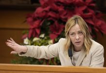 Premier Italiano ta bisa cu reduccion di yegada di migrante for di Africa mester inversion, no caridad