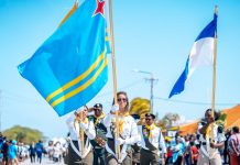 Gruponan uniforma cu meta comunitario ta wordo invita pa participa den desfile nacional