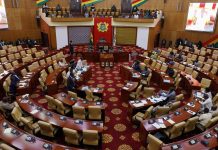 Parlamento di Ghana ta aproba proposicion anti-LGBTQ cu por encarcela hende pa mas di un decada