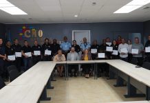 Profesionalnan di seguridad na Aruba a ricibi curso pa detecta documentonan fraudulento