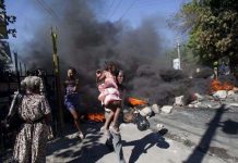 Haiti: Merca sin respuesta ariba envio di forsa multinacional