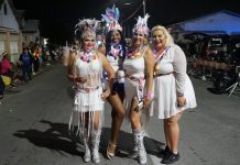 San Nicolas a ilumina cu e magia di Lighting Parade di Carnaval 70!