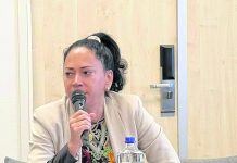 Parlamentario Marisol Lopez Tromp: “Ta un aña caba cu nos a pidi reunion publico cu minister Glenbert tocante su maneho di inmigracion”