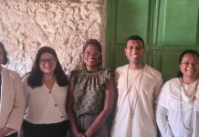 Aruba Center for Leadership Development Foundation cu donacion pa hobennan enfoca riba liderazgo