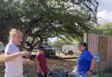 Colegio Conrado Coronel a cuminsa cu su hardin di alimentacion