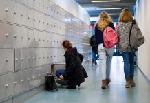 Hulanda: Studiantenan ta mas agresivo cu nunca aumenta suspensionnan y retiro di docentenan