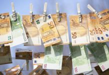 Banconan Hulandes mester mas evaluacion di labamento di placa y mas vigilancia segun Banco Central