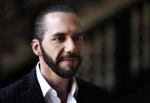 Bukele ta libera tata di futbolista for di prison despues di suplica riba rednan social