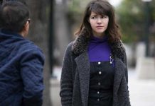 Polis y autoridadnan ta preocupa cu implementacion di ley contra acoso sexual riba cayanan