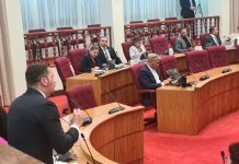 Mañan lo tuma luga e di dos votacion pa ley di matrimonio di mesun sexo den Parlamento