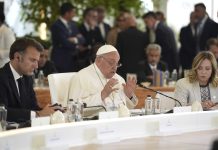 Papa Francisco ta bira e prome pontifice pa duna palabra na cumbre di G7
