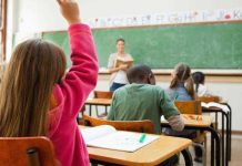 Hulanda: Scolnan basico a ricibi 250 miyon euro menos for di e ministerio segun corte