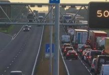 Amsterdam ta reuni cu departamento di trabao di camindanan publico despues di 3 dia di caos di trafico