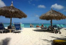 Atrobe turista confrontando problema cu palapa