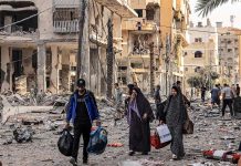 Casi tur e poblacion na Gaza ta desplasa, memey di un ofensiva nobo di Israel