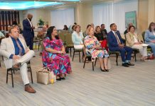 Minister Endy Croes: Conseho di minister a ricibi presentacion di conseho nacional di resilencia climatico