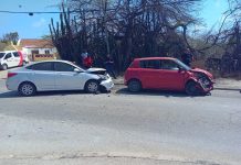 Lo pone 2 verkeersplateau temporario na crusada di Sero Pita