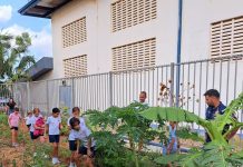 Mon Plaisir Basisschool ta inaugura su hardin di alimentacion oficialmente cu un pop-up market