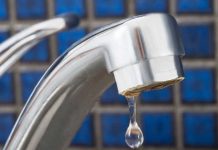 Ombudsman ta pidi gobierno su atencion riba desconexion di awa den hogarnan cu mucha