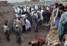 Por lo menos 40 ta fayece despues di yobida pisa cu a destrui casnan y corta electricidad na Afghanistan