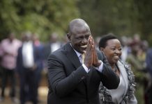 Presidenta di Kenia ta despedi di ministernan di gabinete despues di varios siman di protesta tocante impuesto y mal gobernacion