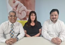 Wit Gele Kruis y Casa Cuna a firma un acuerdo cu Linda Terpstra di Stichting Feir di Hulanda pa proyecto di mamanan hoben