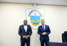 Minister Rocco Tjon: A ricibi bishita di Minister di Husticia di Curaçao den cuadro di Operation Command Center