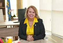 Prome minister: Den futuro, companianan estatal lo cay bao minister di Finanzas