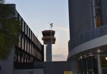 Vuelo turbulento na Corsou ta yega na intervencion di polis militar y autoridadnan local