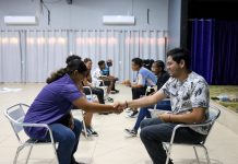 Bira un Heroe den comunidad: sea un Boluntario cu Heart-Centered Leadership Foundation!