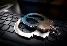 Cuerpo di Polis alerta riba account di Instagram “auaconfessions2.0” usa pa studiantenan di scol secundario