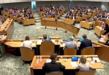 D66: Gabinete di Schoof ta fayando islanan den Caribe