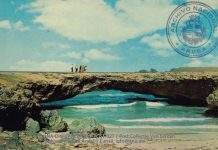 E siman aki a cumpli 19 aña desde collapse di Natural Bridge