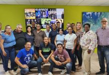 Meneer Porfilio van der Biezen a cumpli 30 aña na EPB San Nicolas