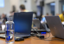 Hulanda: 16 sospechoso di contrabanda di hende y 60 victima identifica den hackathon na Apeldoorn