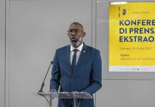 Premier Pisas ta mira un probabilidad creciente di eleccion trempan den medio di incertidumbre politico