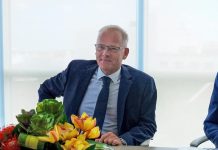 Secretario di Estado Szabo: Hulanda no lo contribui den fondo di inversion