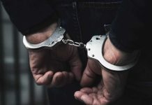 Atraco team cu 4 detencion durante entrada hudicial