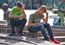 Polis ta adverti tocante aumento di extorsion digital entre di hobennan di Amsterdam