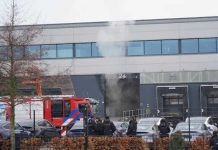 Candela a surgi den facilidad di almacenamento di bateria di Tesla na Tilburg