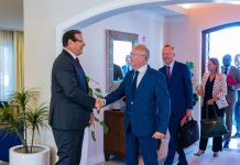 Di tres Agenda y Rapport di Ehecucion ta resalta: Ta bay crea Organisacion di Maneho di Transicion (TMO) pa supervisa e implementacion di landspakket