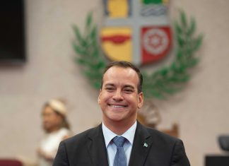 Gobierno ta aloca 5 miyon florin pa mehora salario di ambtenaarnan di rango mas halto