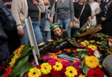 Biden y Netanyahu ta discuti e esfuersonan mas reciente pa yega na un alto-el-fuego den e guera di Israel y Hamas