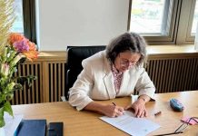 Gobierno Hulandes ta ofrece Sirionan 900 euro pa bay Damasco y no bin back