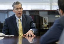 Merca no por bira confortabel cu un menasa di terorismo creciente, segun un oficial di Centro Contraterorismo