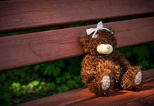 Gabinete kier vigilancia mas estricto riba mayornan di criansa despues di caso severo di abuso di Vlaardingen