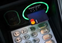 Hogere kosten voor betalingen met pinpas dreigen consumenten en ondernemers te raken; Meer contant geld en ook meer gebruik van digitale betaalmiddelen voor lokale transacties