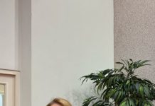 Segun parlamentario Wever-Croes: Tanto director, sindicato y miembronan di hunta di WEB a sigura cu no tin problema cu retiro di director