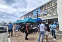 Pueblo di Aruba a celebra nos dia nacional grandemente